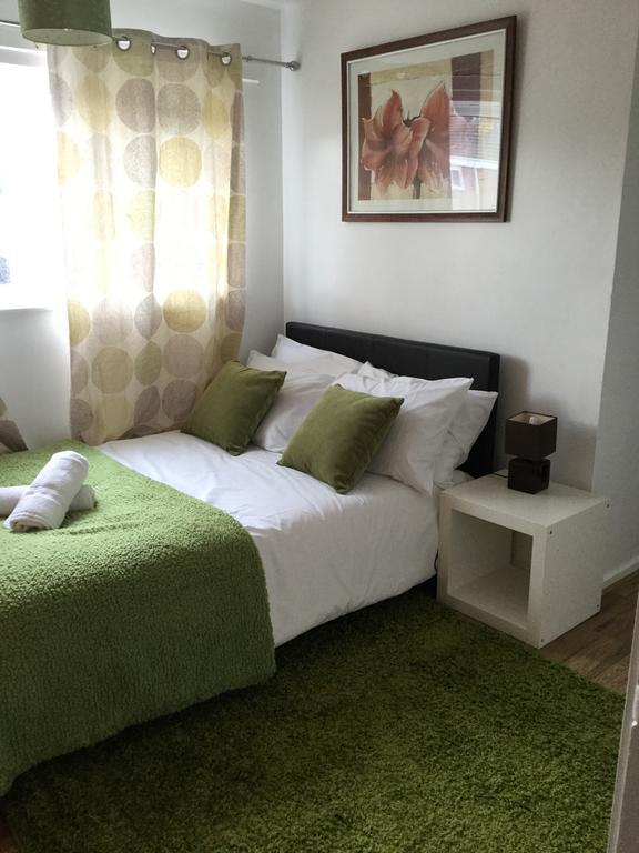 فيلا 4 Bed House Next To Basildon Town Centre المظهر الخارجي الصورة